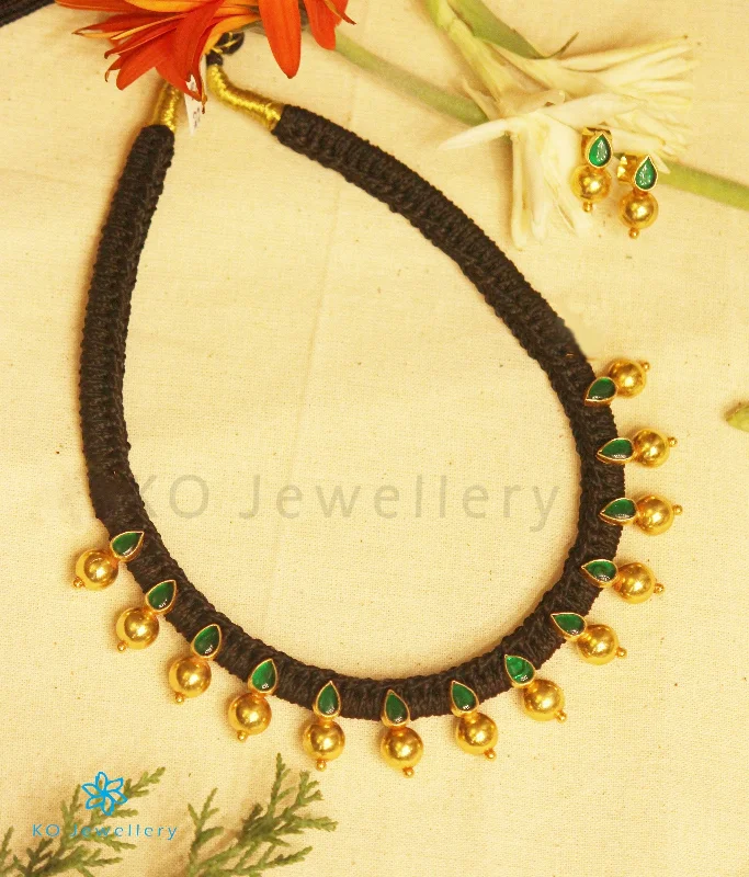 handcrafted necklaces for women -The Pahal Silver Choker Necklace& Earrings (Green)