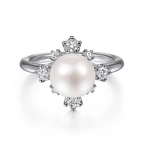 14K White Gold Pearl Ring with Bursting Diamond Halo