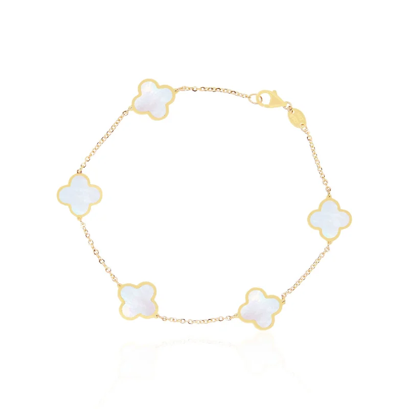 Small Mother of Pearl Clover Bracelet