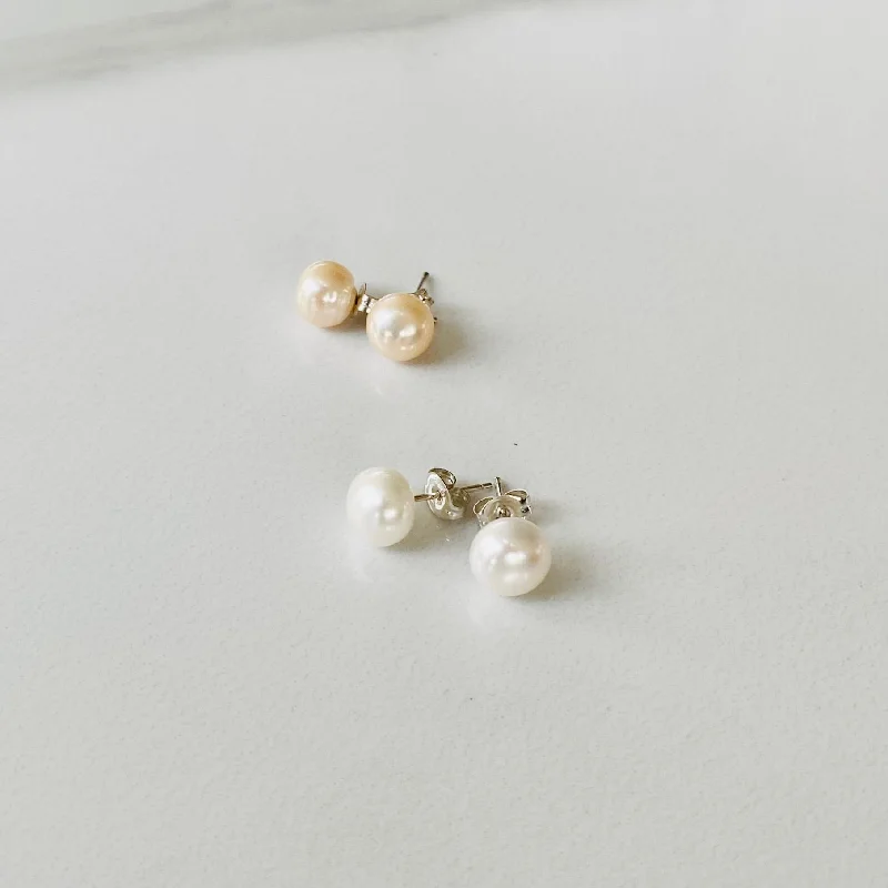 Button Pearl Earrings