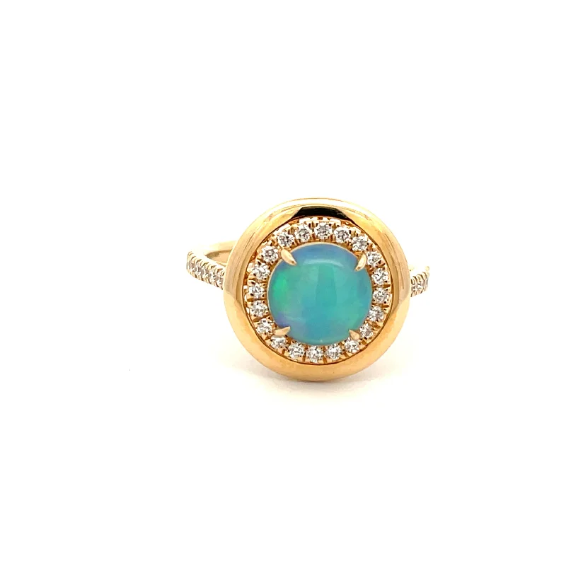 14 Karat Opal Fashion Ring