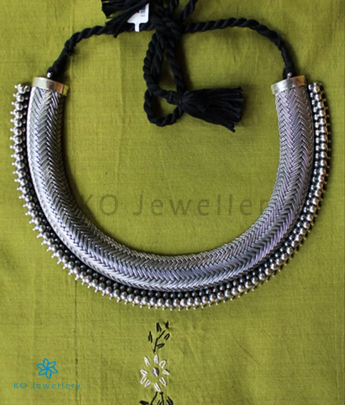 symbolic necklaces for women -The Prahara Silver Necklace (Oxidised)