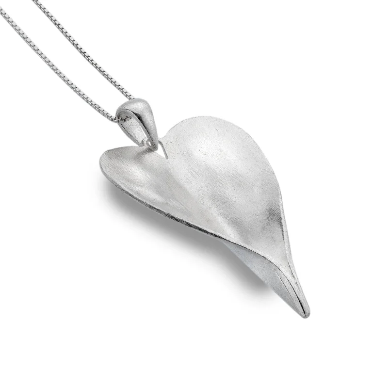 birthday gift necklaces for women -Sea Gems Heart Shaped Leaf Pendant