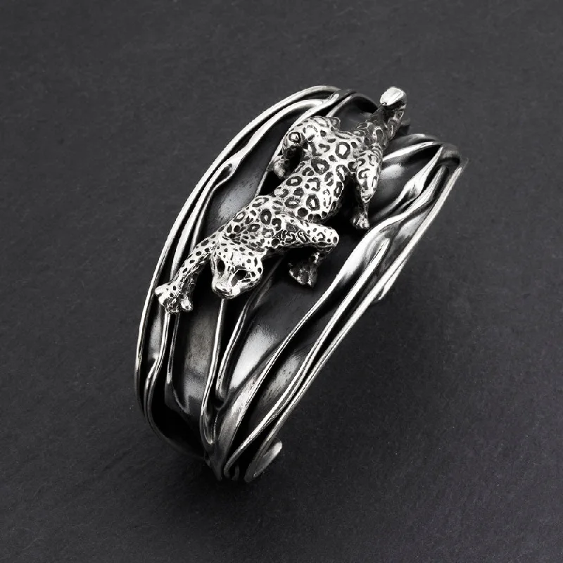 Taxco Silver Corrugated Jaguar Cuff Bracelet