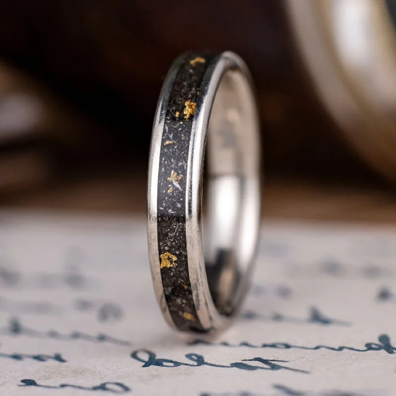 (In-Stock) The Stargazer | Men's 10k White Gold Wedding Band with Meteorite & Gold Flakes - Size 7.5 | 4mm Wide