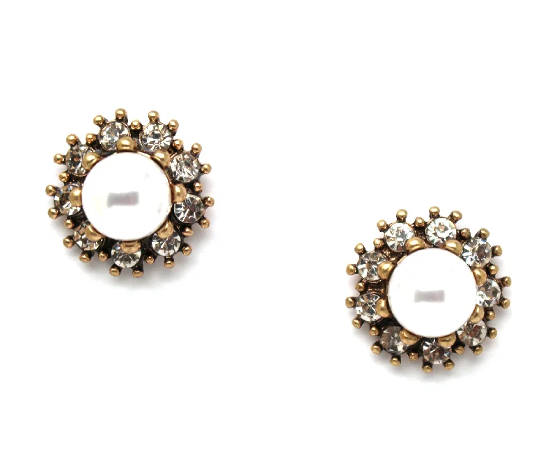 Pearl Elegance Stud Earrings