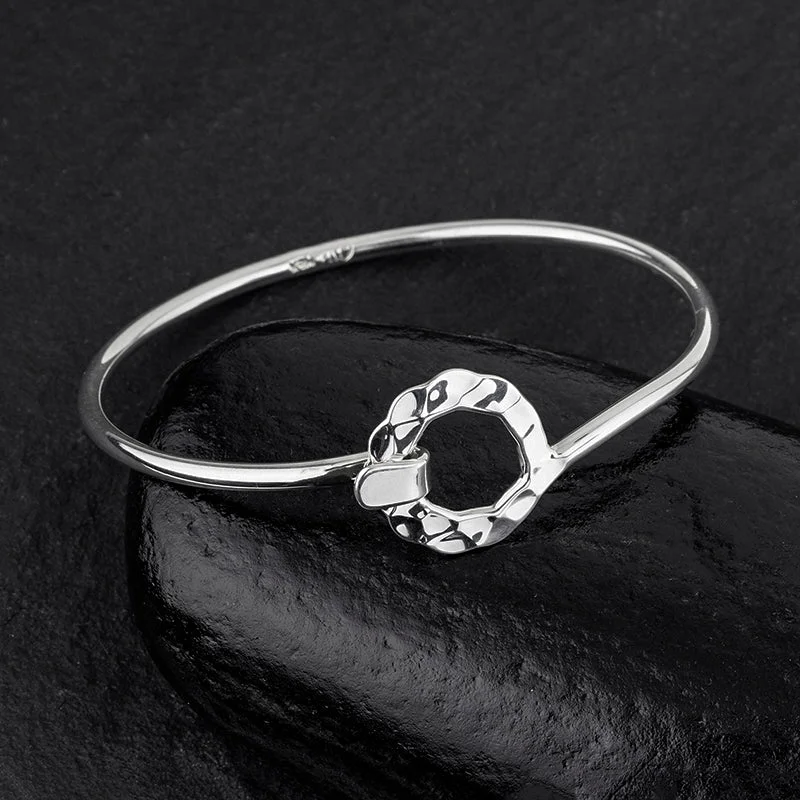 Sterling Silver Circle Clasp Bangle Bracelet