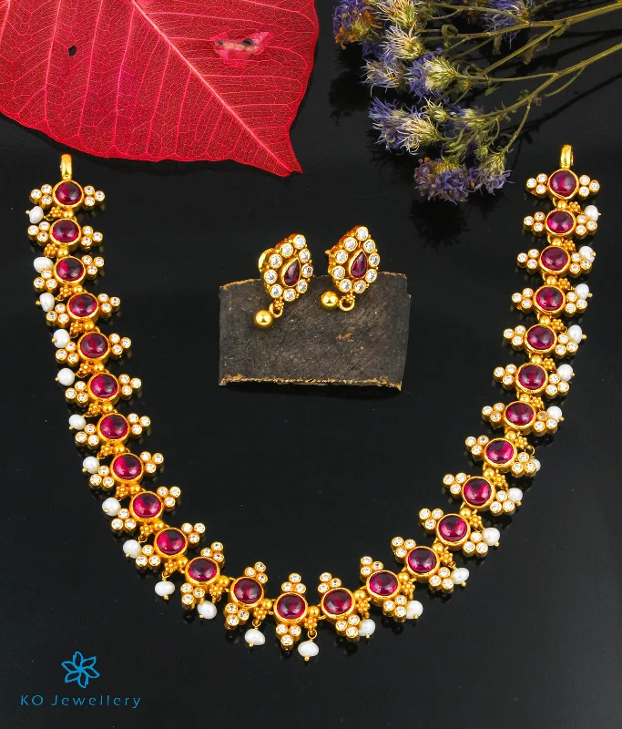 fashion-forward necklaces for women -The Navita Silver Kempu Necklace