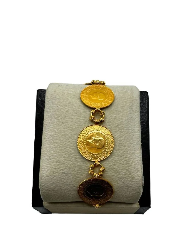 Women's Coin Bracelet In Yellow Gold