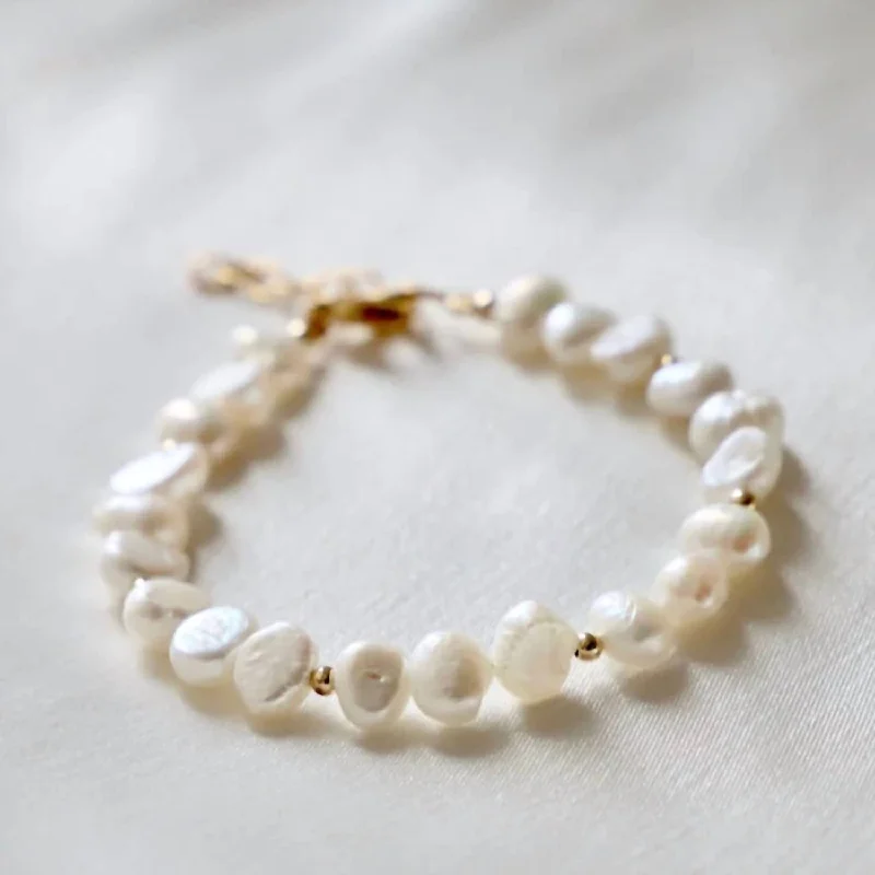 Kailani Pearl Bracelet In White