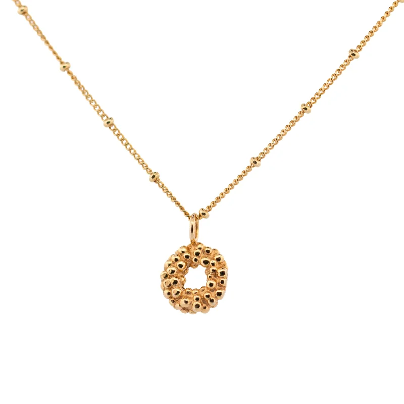 stylish chain necklaces for women -Dainty London 9ct Gold Mini Barnacle Necklace