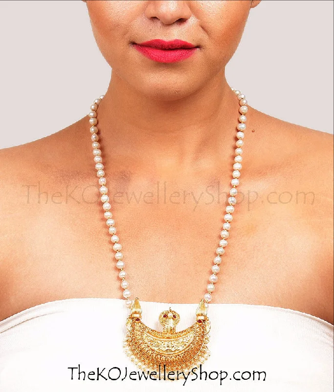 men’s and women’s matching necklaces -The Viloma Kokkethathi Silver Pearl Necklace